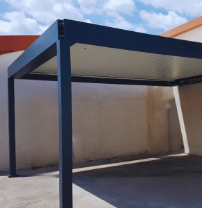 Pergola adossée pour protéger sa voiture